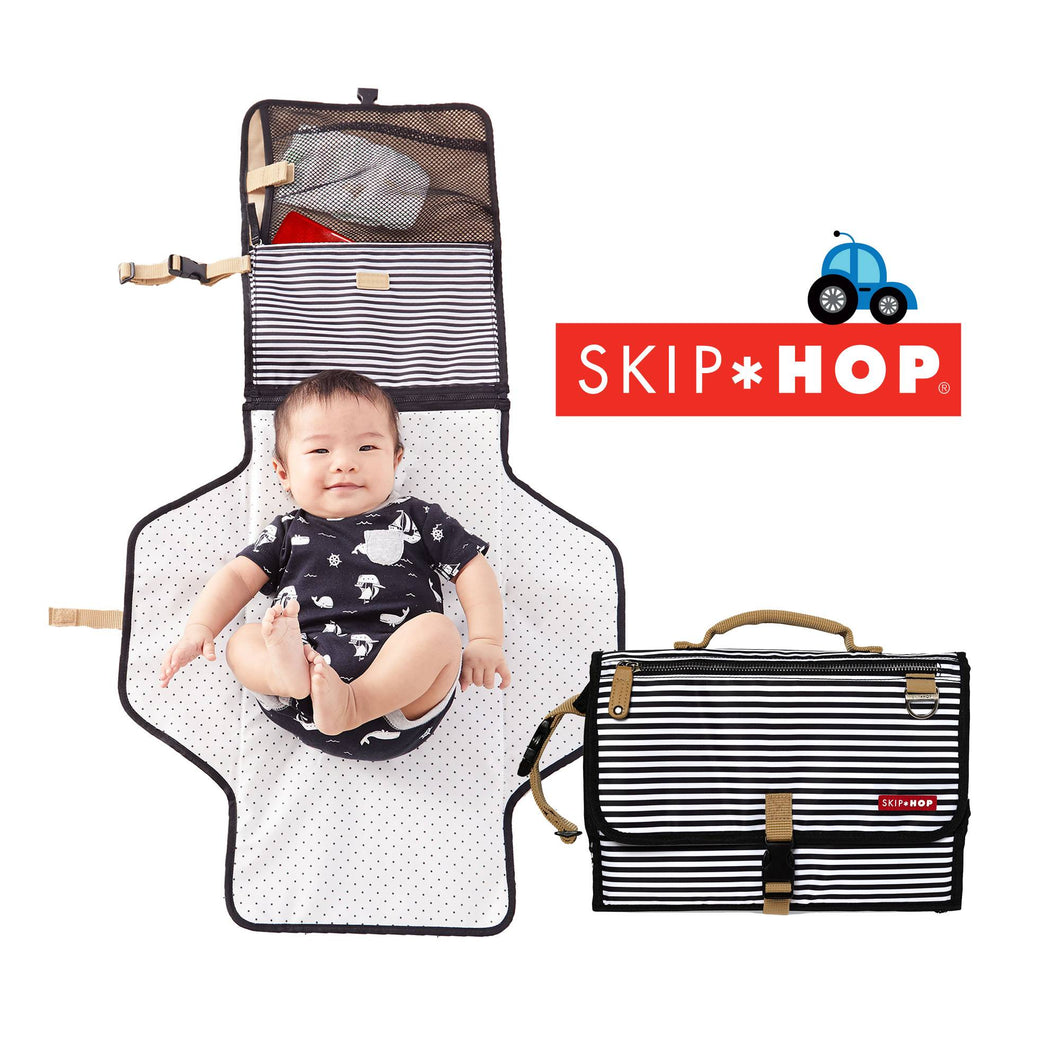 Skip Hop - Pronto Changing Station - B&W Stripes